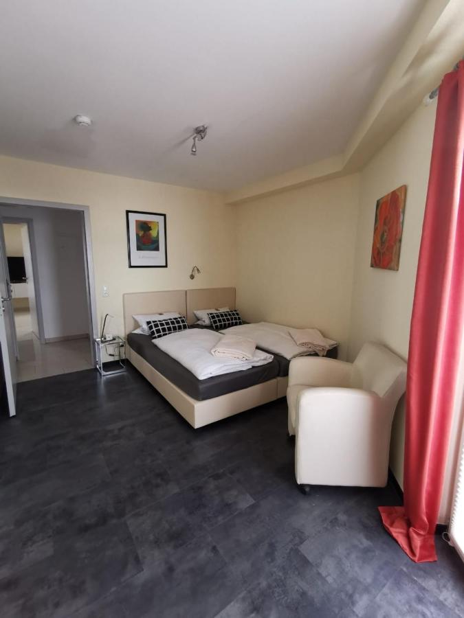 מנדן Hotel Come In מראה חיצוני תמונה