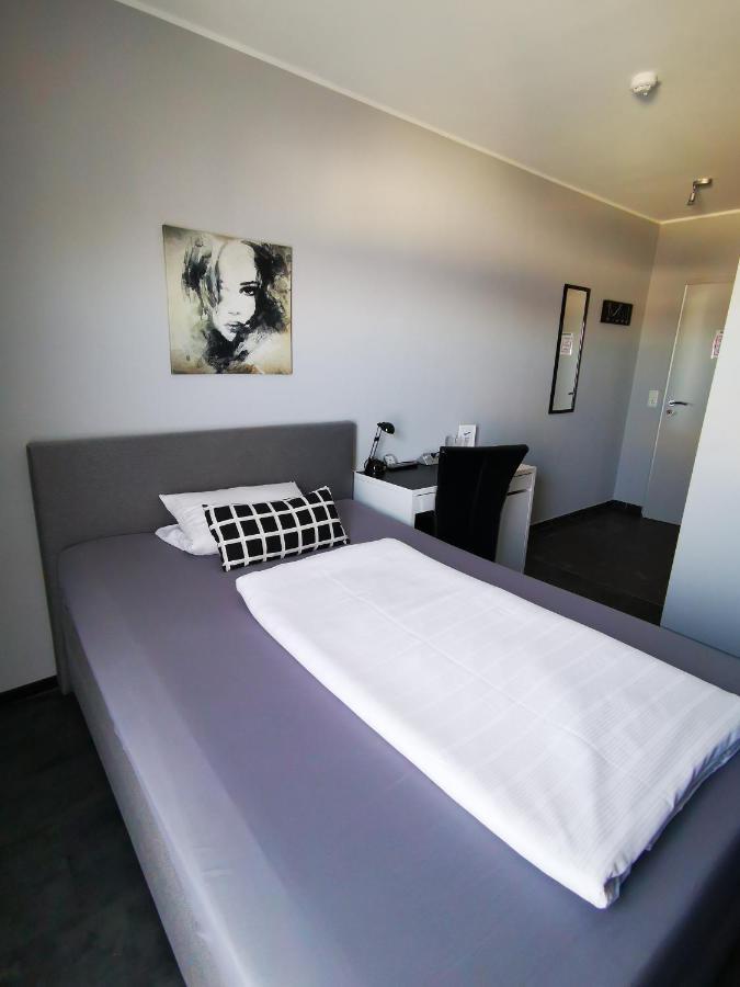 מנדן Hotel Come In מראה חיצוני תמונה